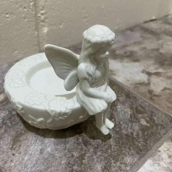 White Glass Sabre Brand Cottagecore Fairy Tea light candle holder grandma hippie - Picture 7 of 14